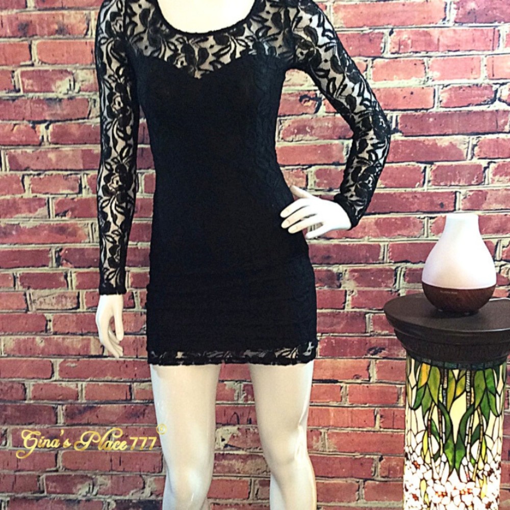 NWTWomen Juniors Madonna Material Girl Sexy Black Lace Size: Large